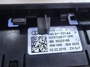 Audi A4 B9 prekidac svetala 4M094531 AA