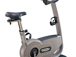 TECHNOGYM EXCITE 700 - Uspravni bicikl