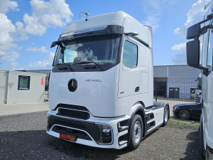 Mercedes Actros 1851 Giga ProCabin Retarder Mirror Standklima