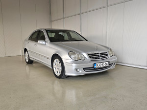 Mercedes C 220 CDI *Elegance*Automatik*Godište:2005*TOP Stanje*