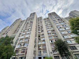 PRODAJA - Panoramski pogled na Sarajevo - Alipašino A faza