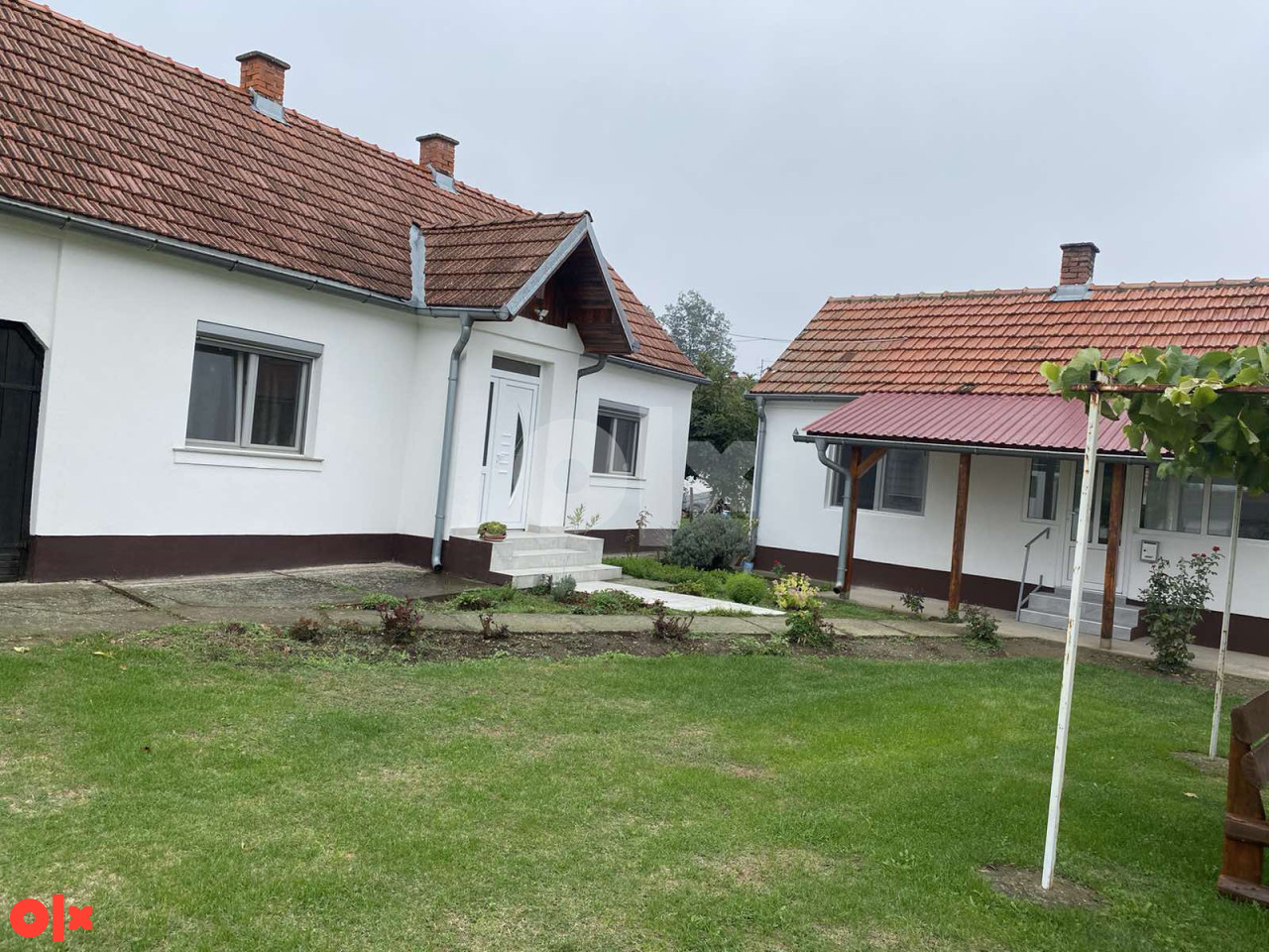 Kuća u Dvorovima 23/24