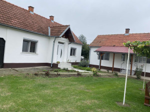 Kuća u Dvorovima 23/24