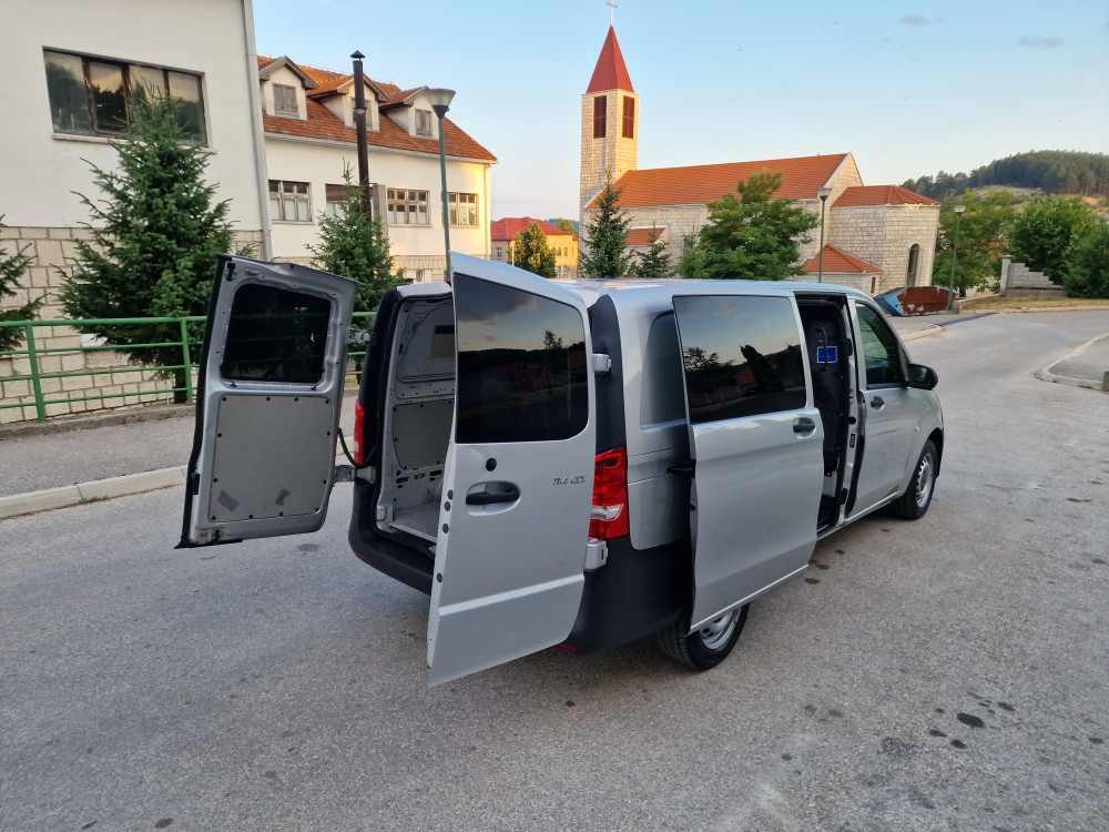 Mercedes Benz Vito Long 2.2cdi mod2016god Top Stanje