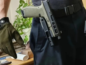 Futrola univerzalna za pistolje sa railom glock/1911/berreta