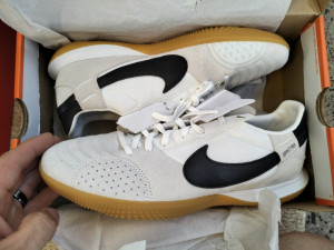 NIKE STREET GATO 43 i 44 broj