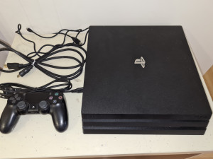 PlayStation 4 PRO Digital PS4 Spiderman + Garancija 3 mjeseca
