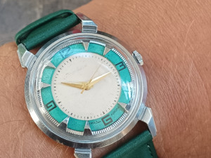 Muški retro vintage ručni ruski sat kirovski kirovskie dvobojac