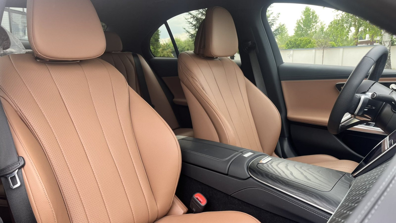 Mercedes-Benz E 220 d 4M - 2025