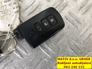 KLJUČ Toyota RAV4 4 2016