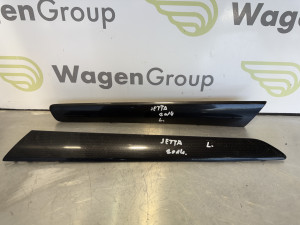 Lajsna vrata prednja zadnja lijeva Volkswagen Jetta 2014