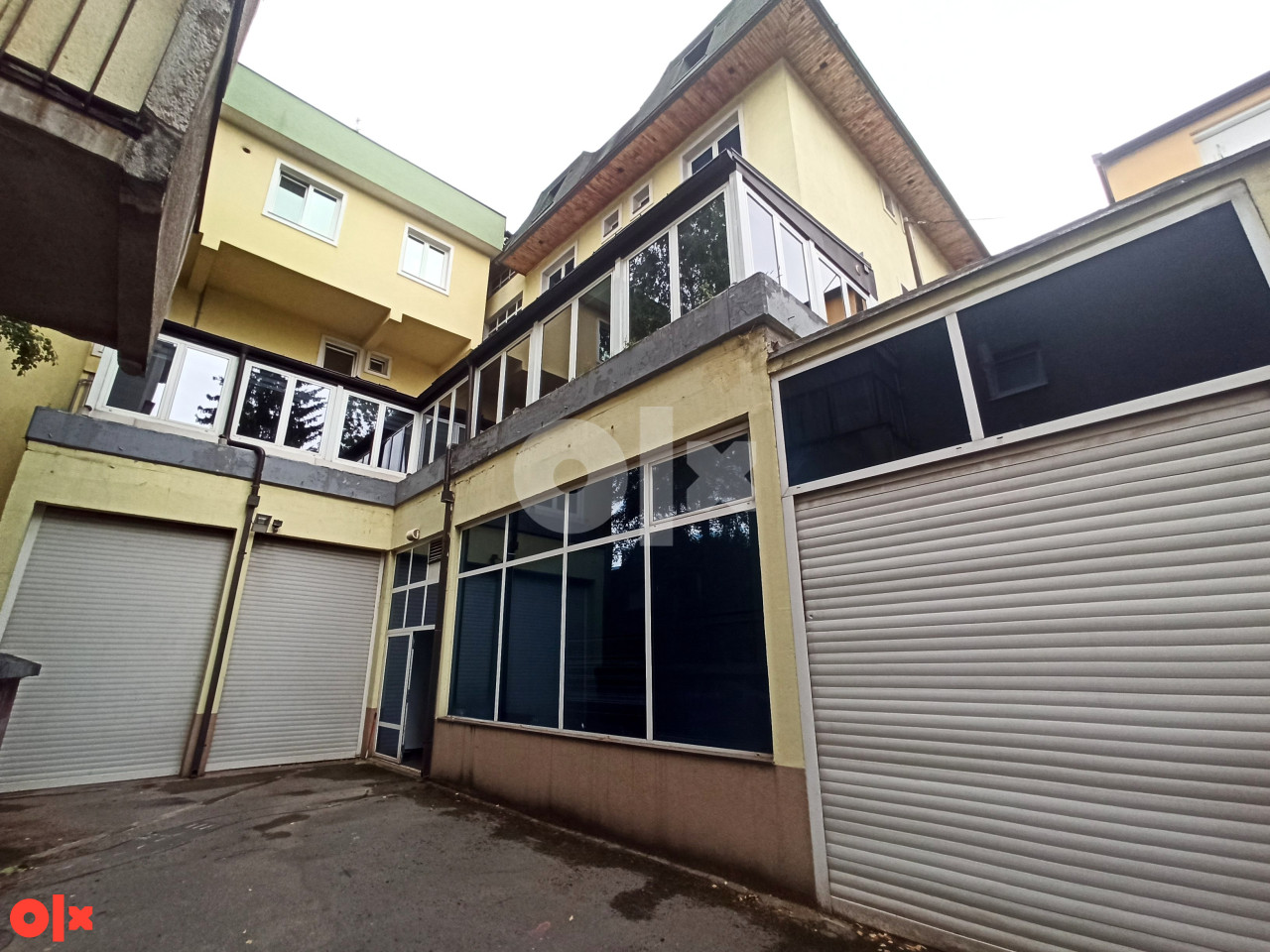 Objekat 700 m2 Višnjik Centar 20