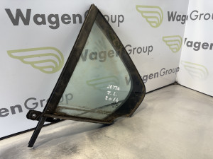 Bocno staklo zadnje lijevo Volkswagen Jetta 2014
