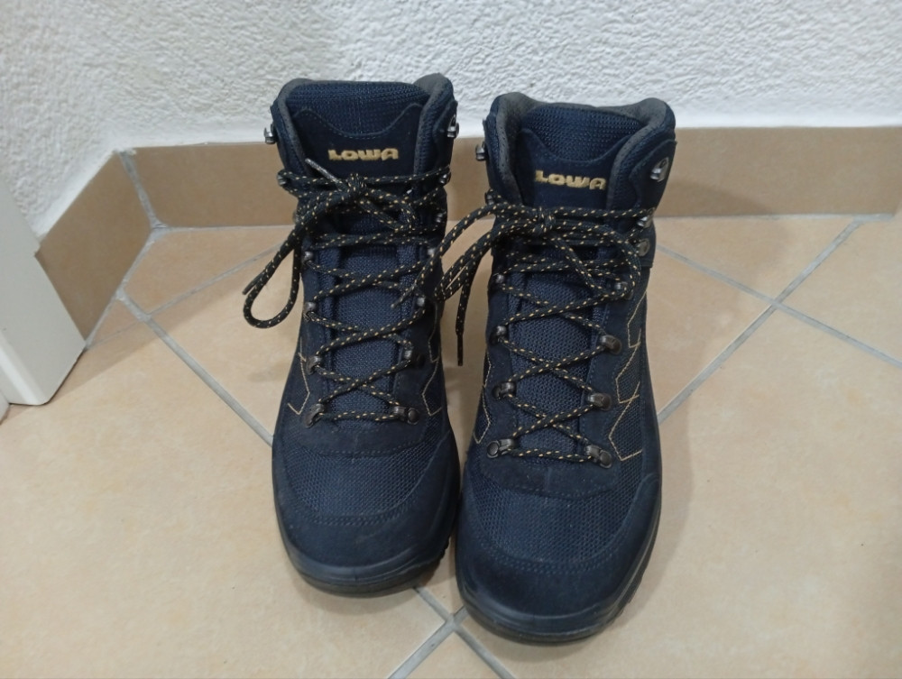 Gojzerice LOWA Taurus Pro GTX br 42.5