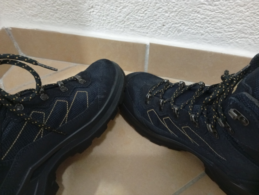 Gojzerice LOWA Taurus Pro GTX br 42.5