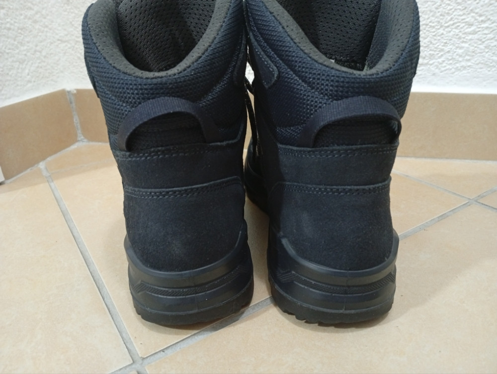 Gojzerice LOWA Taurus Pro GTX br 42.5
