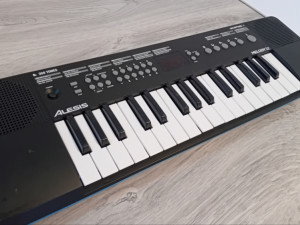MIDI KLAVJATURA ALESIS MELODY 32 + ADAPTER