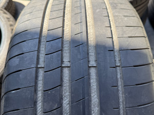 Prodajem 2 gume 275/40/18 Goodyear 2022.g