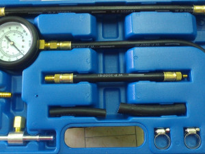 ALAT ZA MJERENJE PRTISKA GORIVA BENZIN