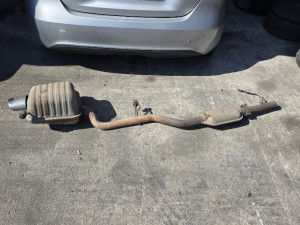 Auspuh lonac mercedes w203 kupe kompresor benzin