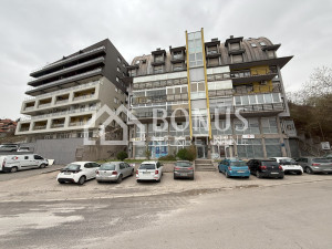 ATRAKTIVAN - Poslovni prostor u zgradi "Jabuka"- Zenica