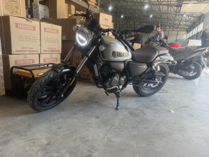 QJMOTOR STREET CRUISER 125cc