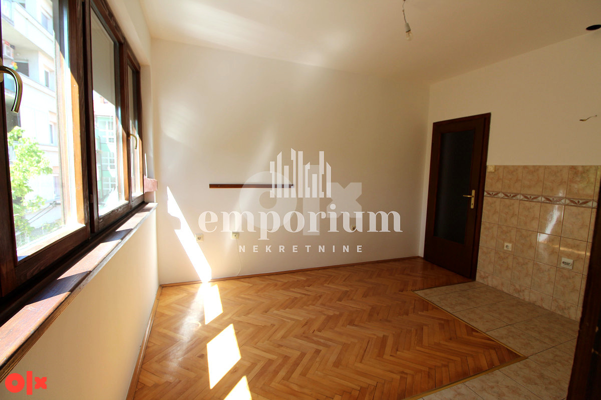 EMPORIUM Petosoban etažni stan, Bulevar Brčko ID:2573/EN 3