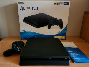 Playstation 4 Slim | 30 igrica | GARANCIJA | SONY PS4