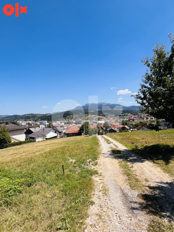Zemljište Koran, Pale 1003m2 9