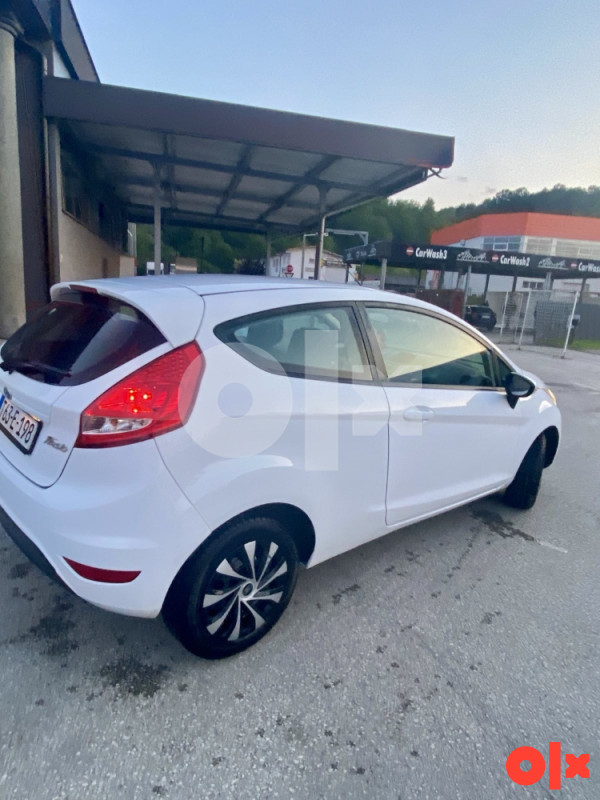 Ford Fiesta 1.6 TDCI 70kw 2011 godiste