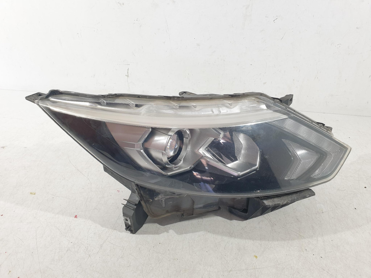 D FAR Qashqai J11 (13-17) MDE1313899R MDE1313900R