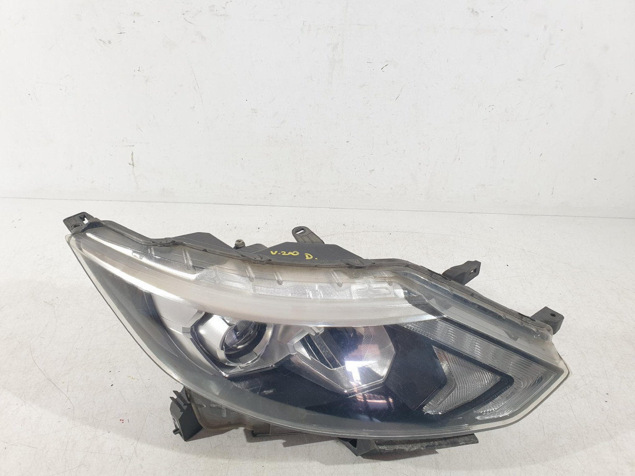 D FAR Qashqai J11 (13-17) MDE1313899R MDE1313900R