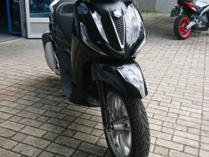 Piaggio Beverly 300