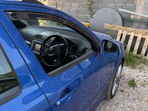 prednja desna vrata skoda oktavija 063339996