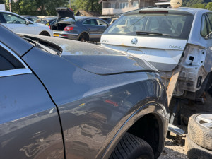 lijev desni blatobran blatobrani audi Q3 063339996