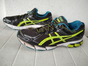 Patike Asics broj-48-31 cm