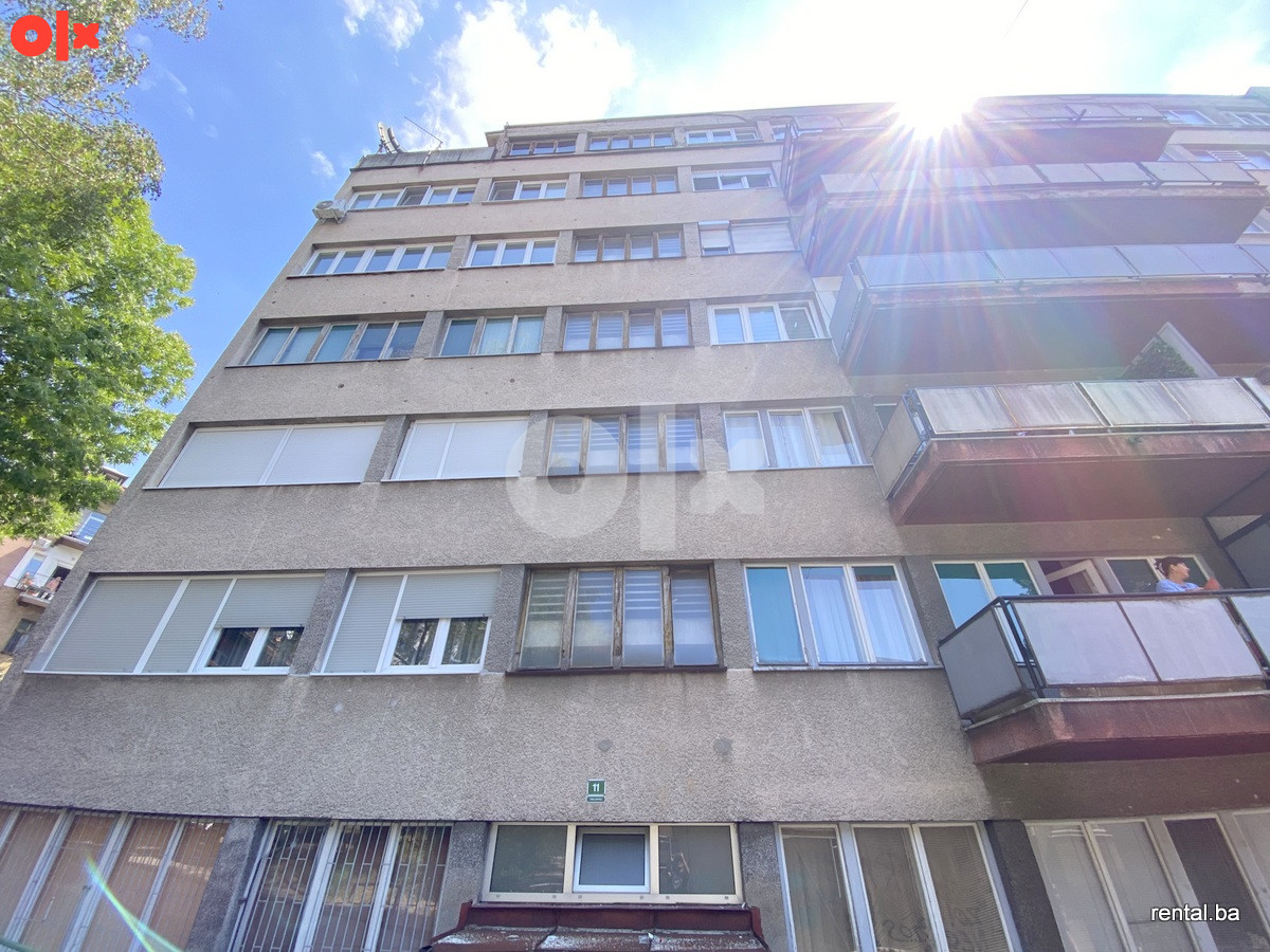 Trosoban stan najam Centar Sarajevo 23