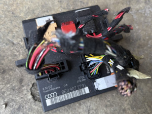 8e0907279L comfort modul komfort bsi audi