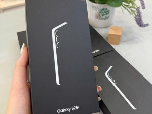 Galaxy S25 Plus 12/256GB Garancija  Novo Zapakovano