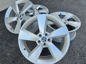 Alu felge 17 5x100 skoda fabia rapid scala polo ibiza arona