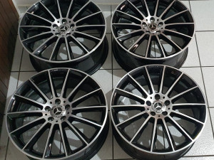 MERCEDES A KLASA W177 AMG ORIGINALNE FELGE 19