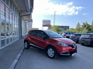 Renault Captur 1.5 DCI 66kW 2016 god automatik *led,navii,kamera*