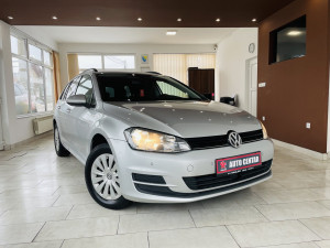 VOLKSWAGEN GOLF VII 1.6 TDI *COMFORTLINE*