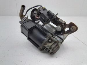 37206886721 4430210011 KOMPRESOR AMORTIZERA  BMW 5 G30