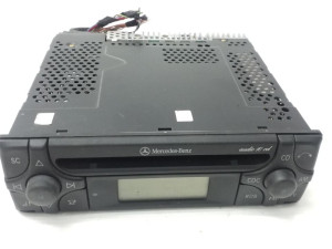 A1708200386 RADIO  MERCEDES A CLASS (W168) 2002-2004