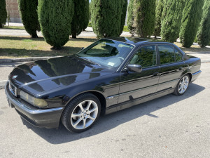 BMW 740i 4.0 benzin manuelni( old-timer)