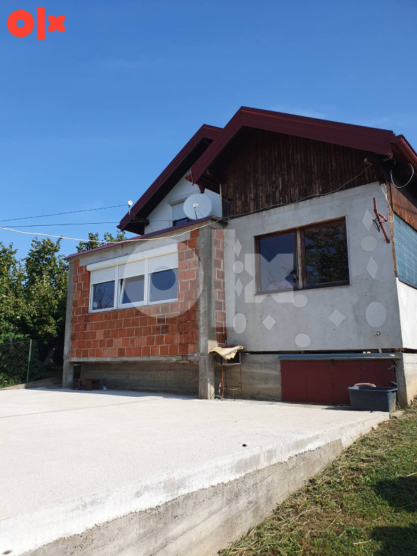 EN1289 KUĆA/VIKEDICA NA ODLIČNOJ LOKACIJI NA VRHU KRČMARICA. 2