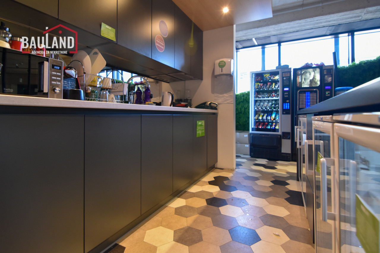 BAULAND/ Ured + pristup coworking zoni u HUB387, Marijin Dvor 6