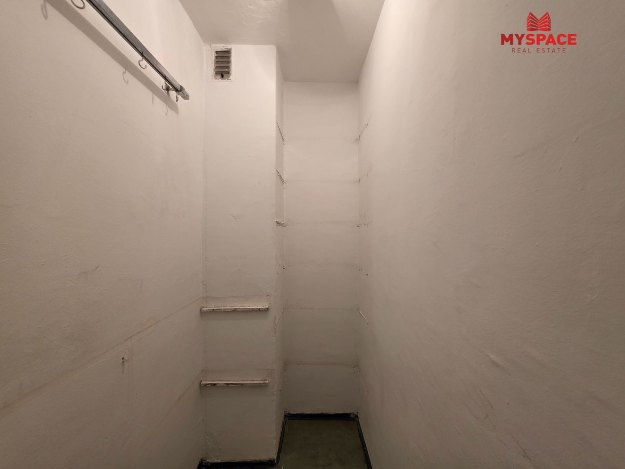 MY SPACE/ Stan/ Dobrinja 5/ 42 m2 4