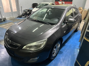 OPEL ASTRA 2.0 CDTI 118 KW, 2010 GOD, KLIMA, MAGLENKE